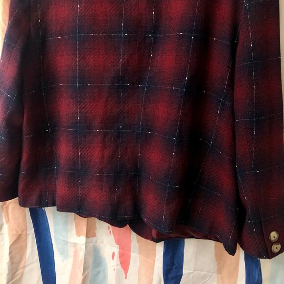 Maggie McNaughton Vintage Red, Blue, and Silver Suit Jacket Blazer - Picture 10 of 14